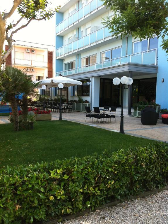 Hotel Massimo Cervia Exterior foto